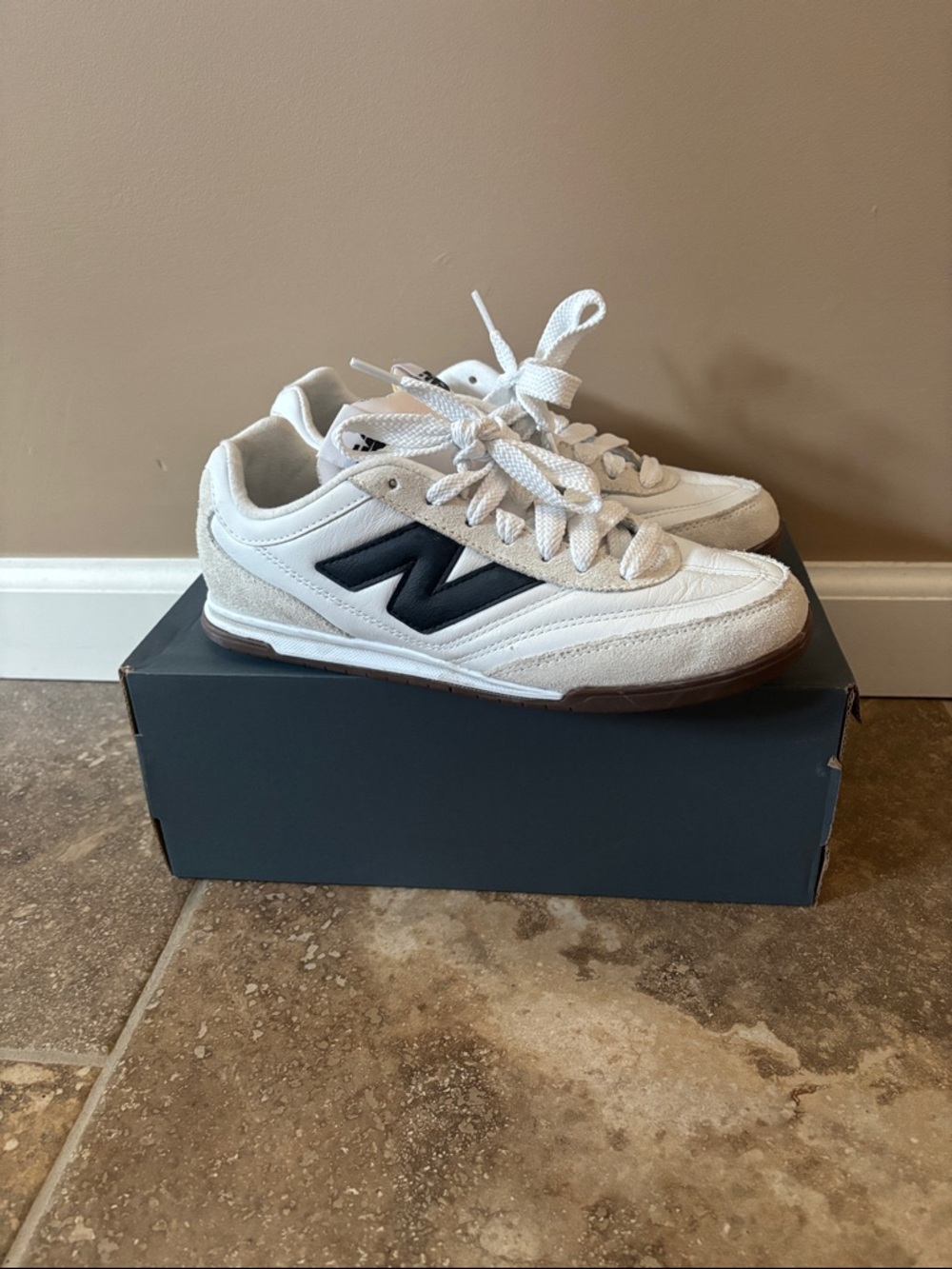 New Balance RC42 size 8.5